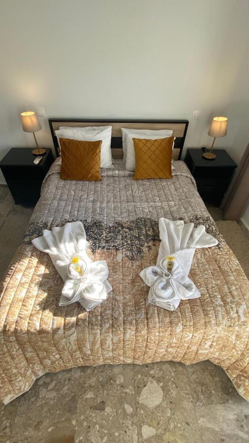 Patras Golden Suite Eksteriør billede