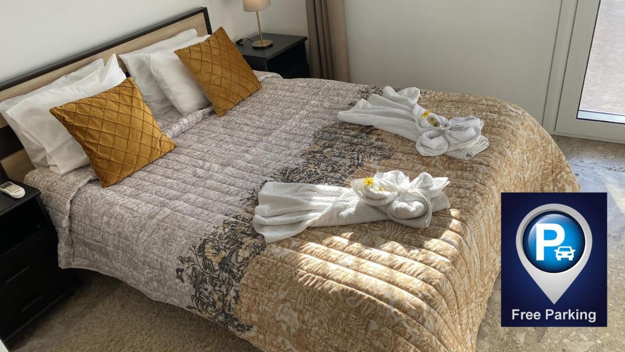 Patras Golden Suite Eksteriør billede
